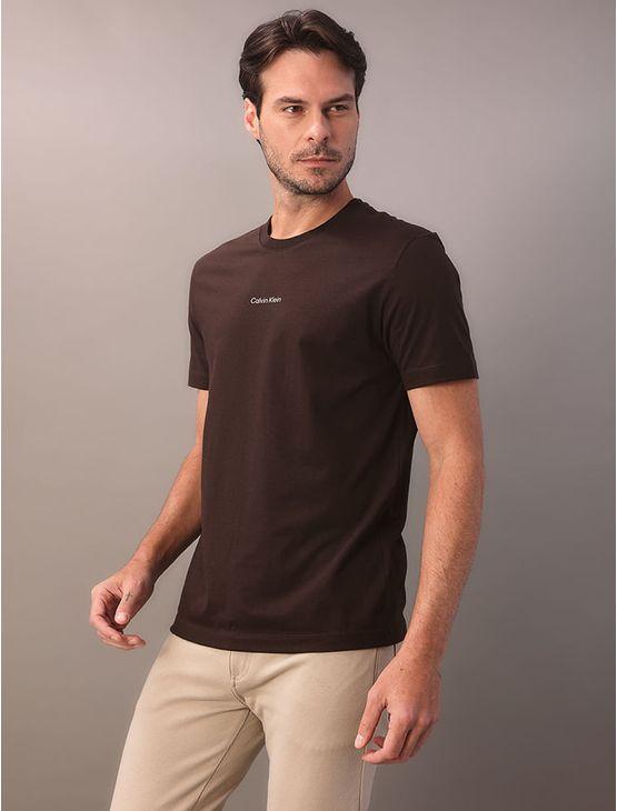 Camiseta Manga Curta Calvin Klein Nano Logo - Marrom Camiseta Manga Curta Calvin Klein Nano Logo Marrom p