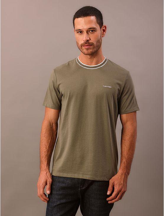 Camiseta Calvin Klein Manga Curta - Oliva Camiseta Calvin Klein Manga Curta Oliva p