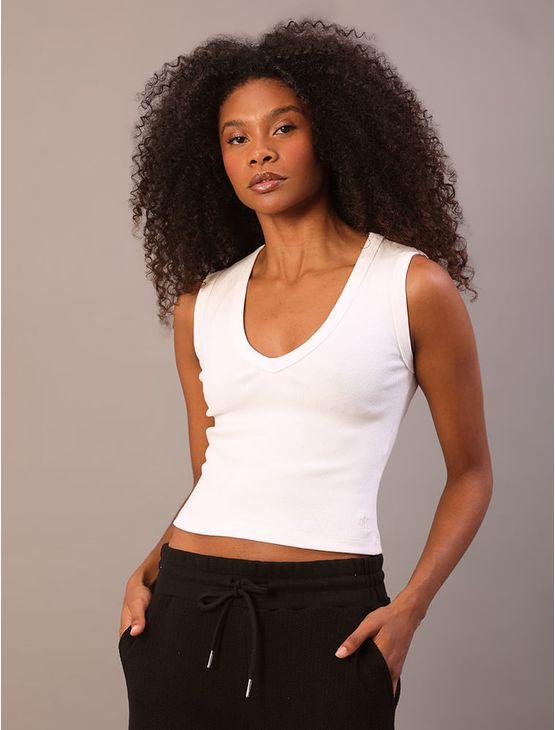 Regata Calvin Klein Jeans Feminino Ribana Pesada - Off White Regata Calvin Klein Jeans Feminino Ribana Pesada Off White m