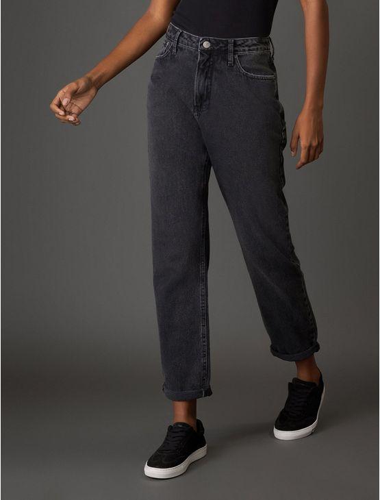 Calça Jeans Feminina Mom Black Calvin Klein Jeans - Preto Calça Jeans Feminina Mom Black Calvin Klein Jeans Preto 42