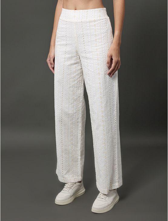 Calça Feminina de Laise Calvin Klein Jeans - Branco Calça Feminina de Laise Calvin Klein Jeans Branco 40