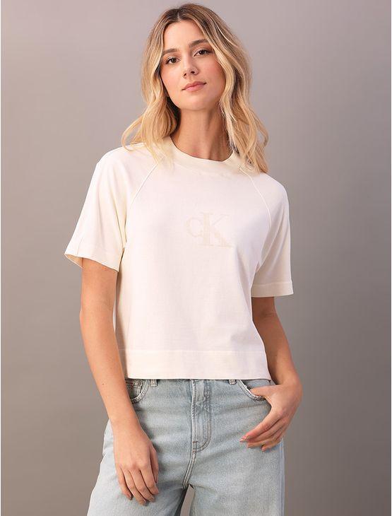 Camiseta Calvin Klein Jeans Feminino Silk Riscas - Off White Camiseta Calvin Klein Jeans Feminino Silk Riscas Off White m