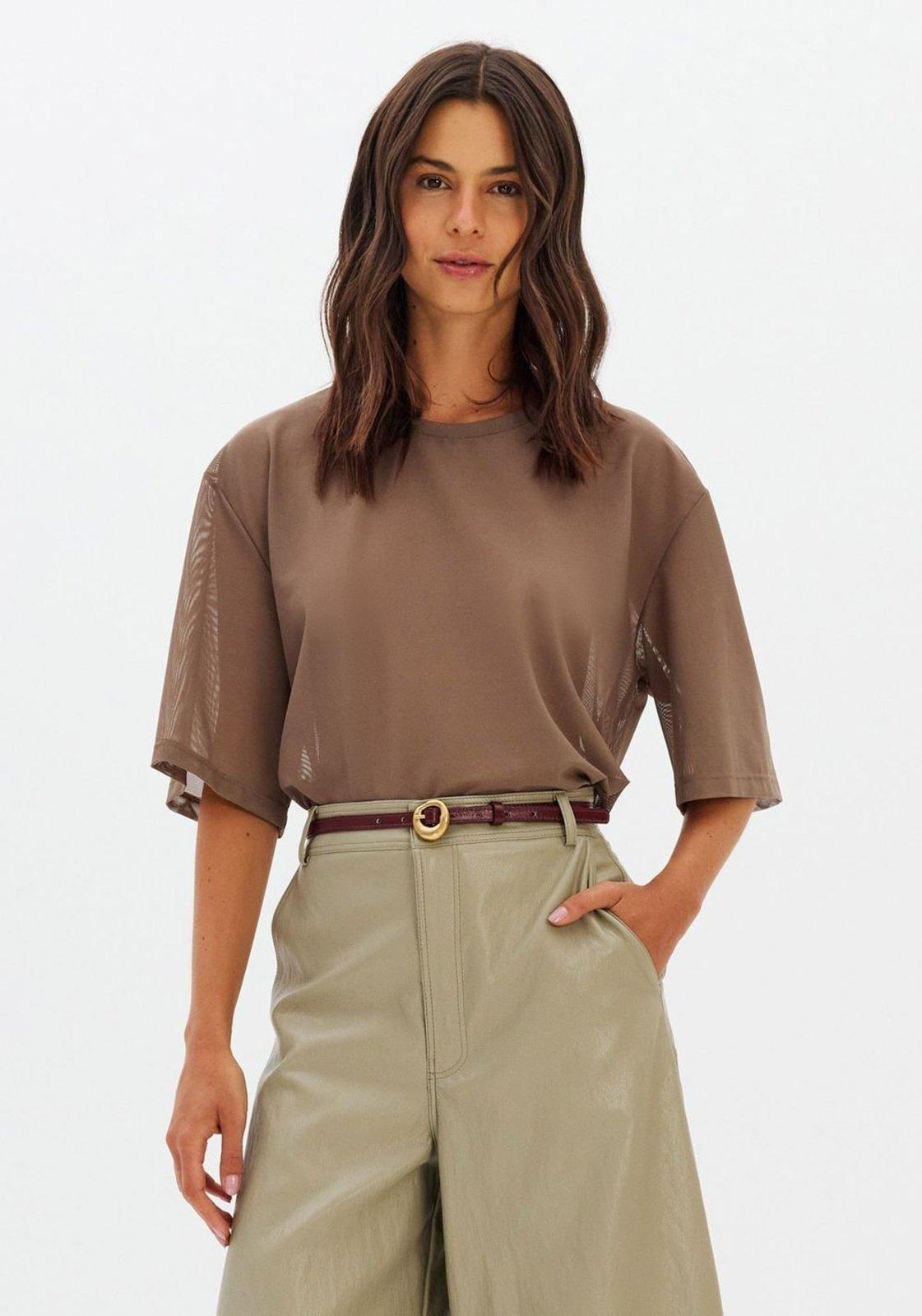 Blusa Oversized De Tule Lança Perfume