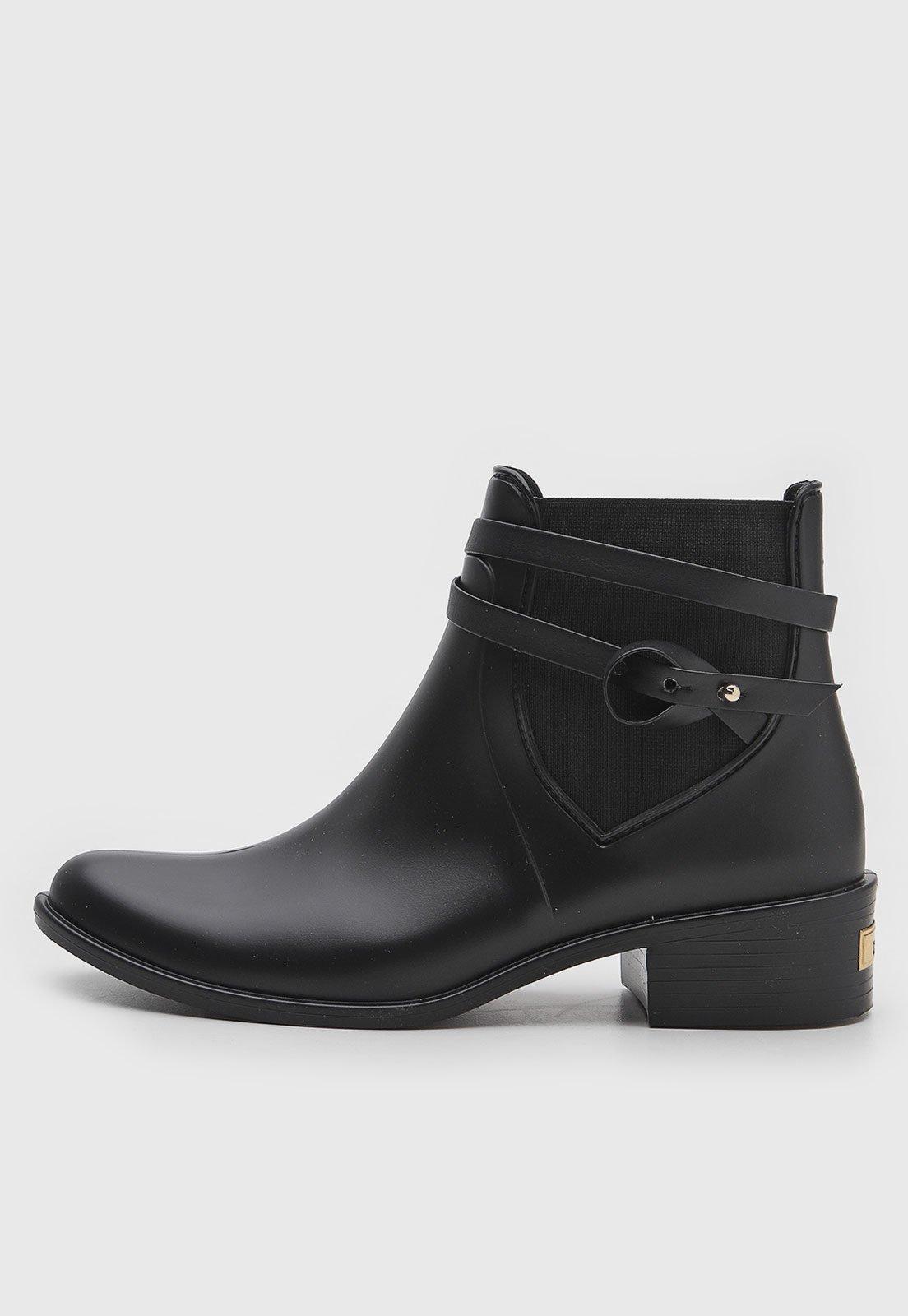 Bota Chelsea Colcci Cano Baixo Tiras Preta