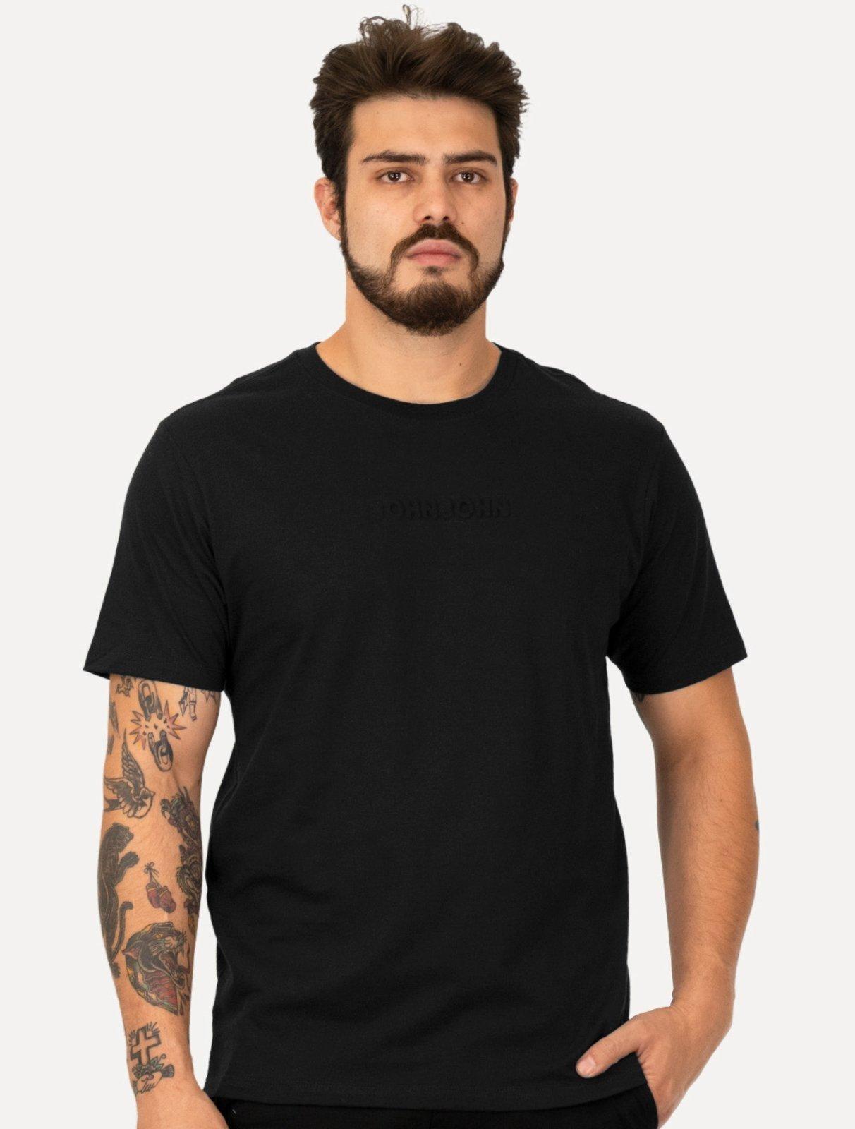 Camiseta John John Masculina Regular Embossed Logo Black Preta