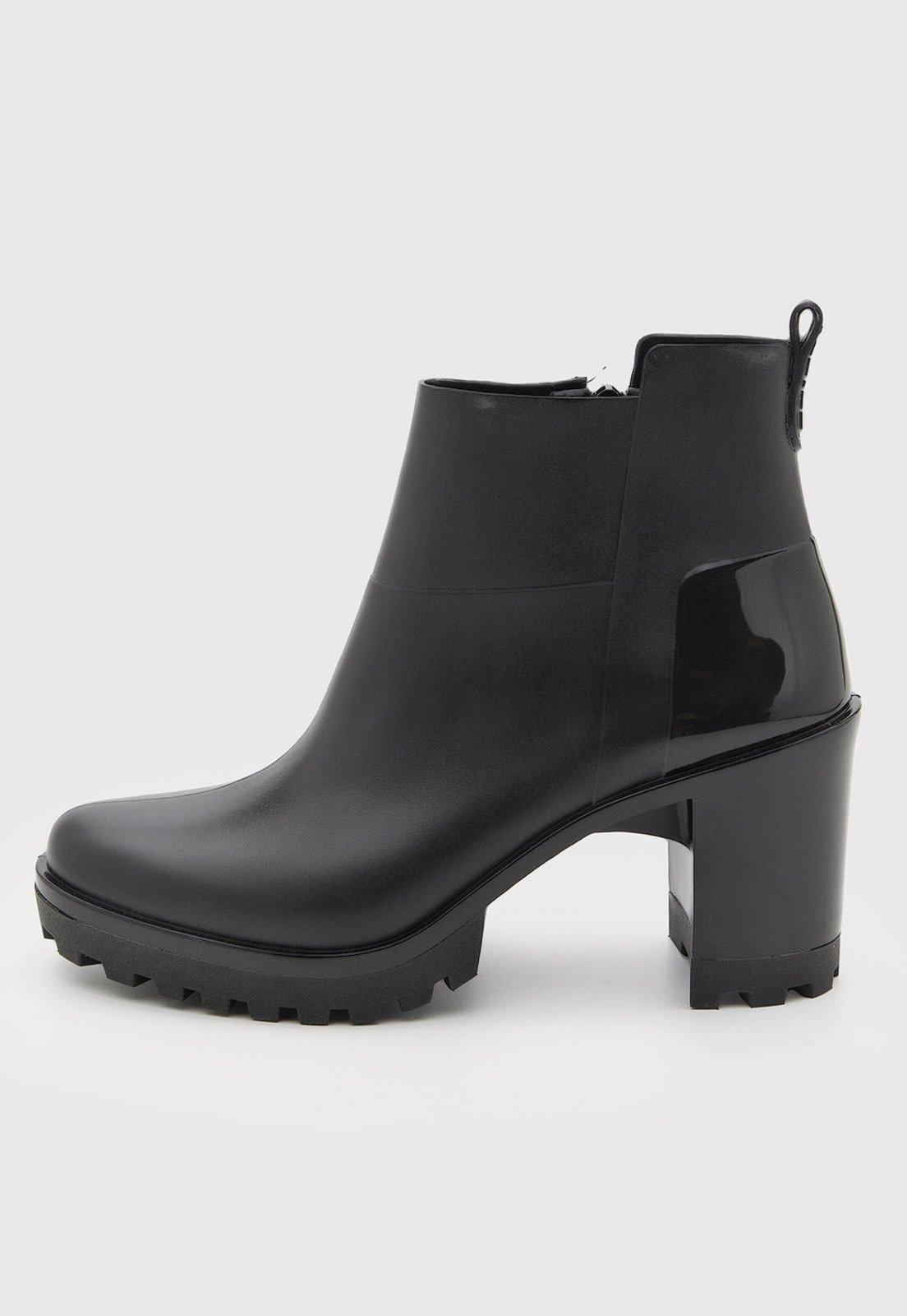 Bota Feminina Colcci Cano Curto Preta
