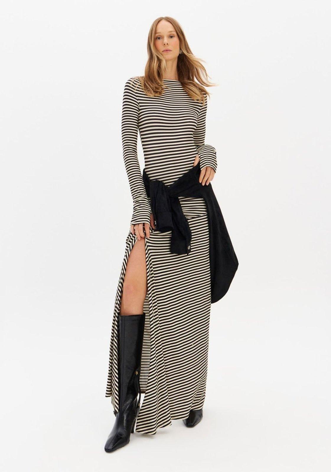 Vestido Super Midi Pontas Assimétricas Lança Perfume