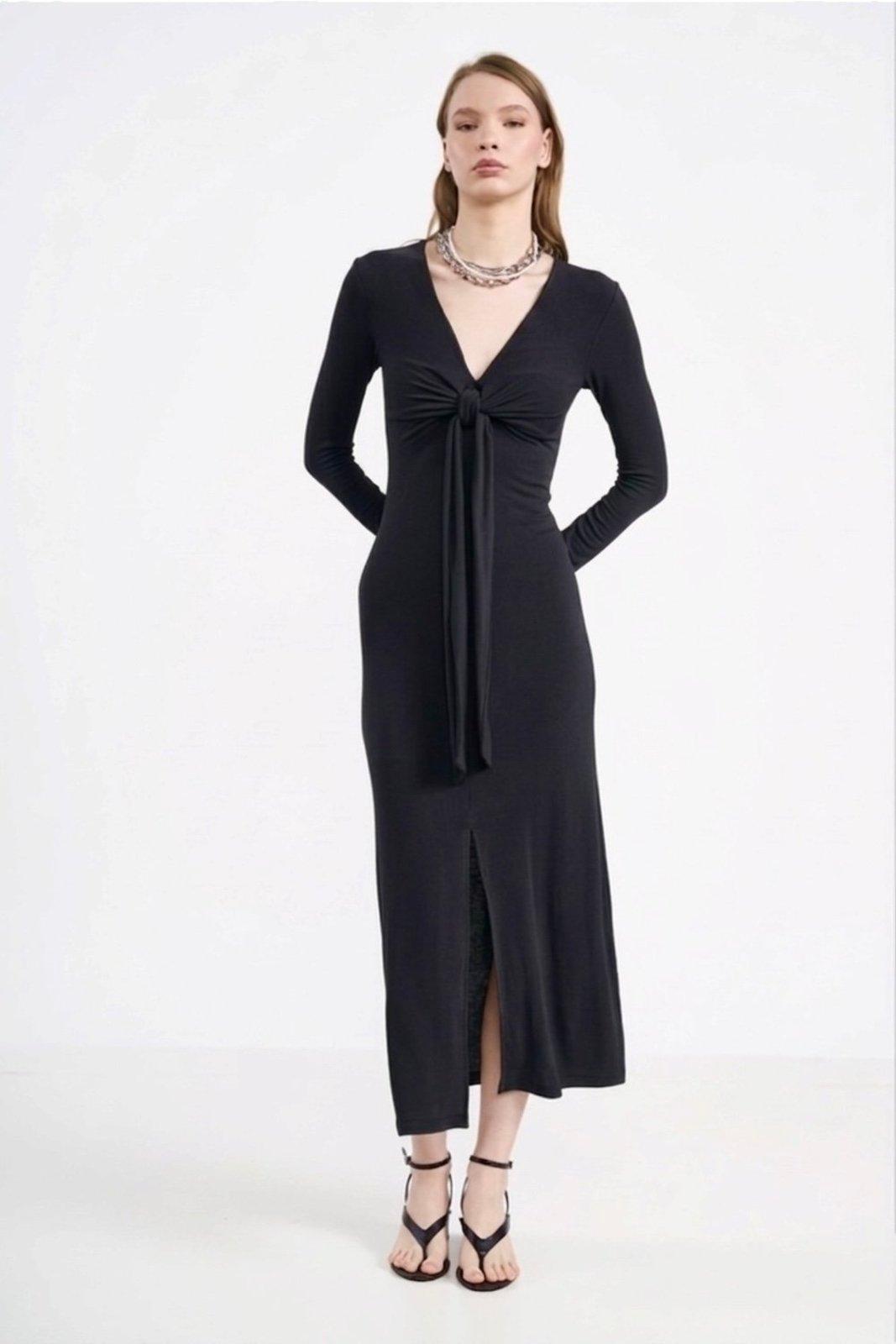 Vestido Midi com Nó Frontal Colcci Preto