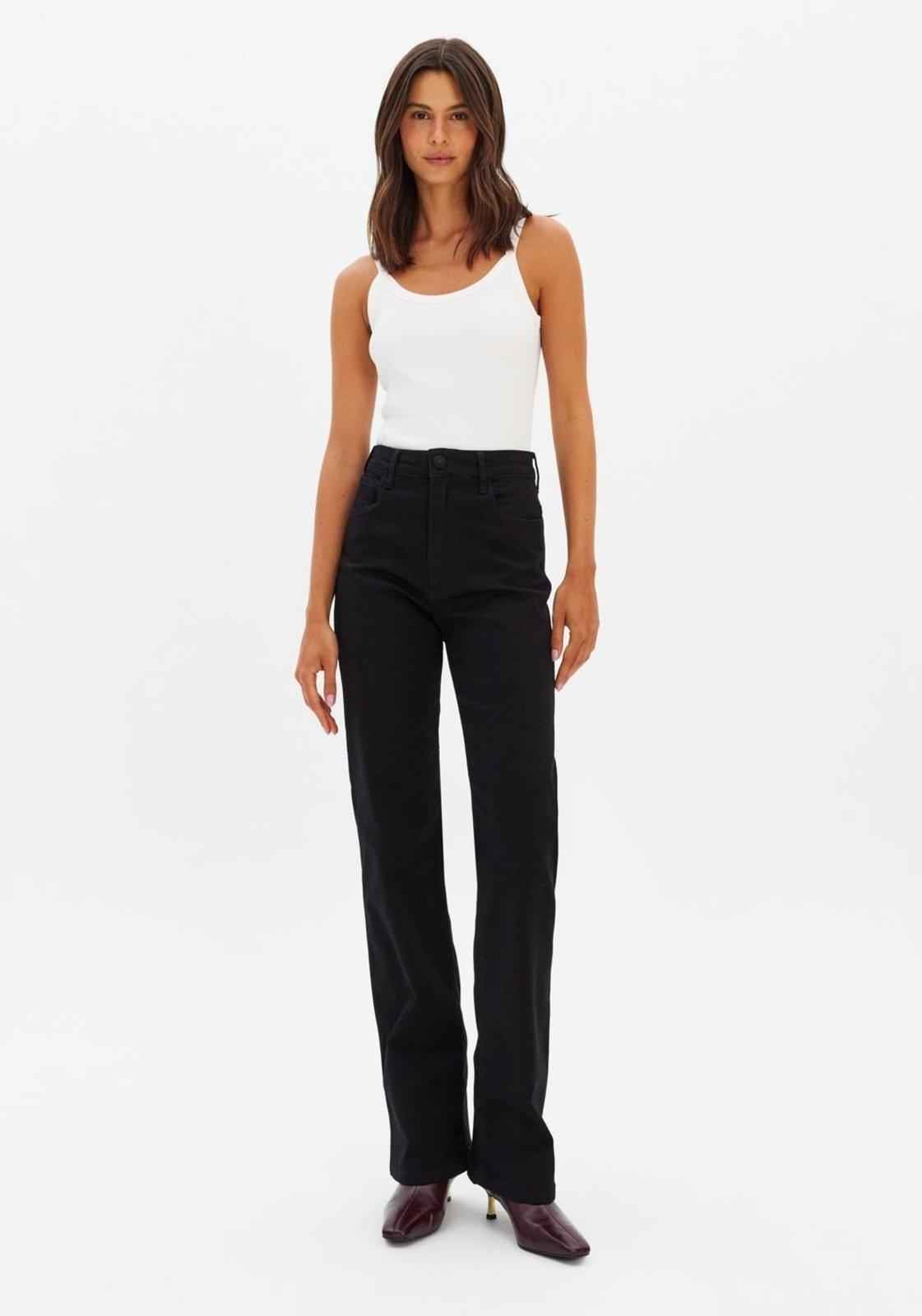 Calça Jeans Reta Cintura Média Lança Perfume