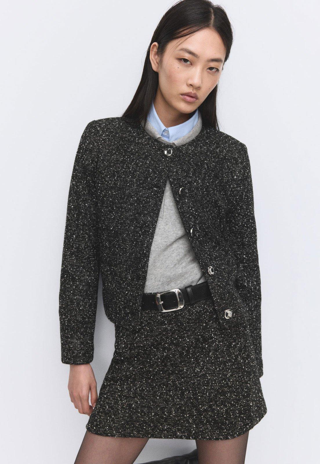 Jaqueta Feminina Mango Cropped Texturizada Preta