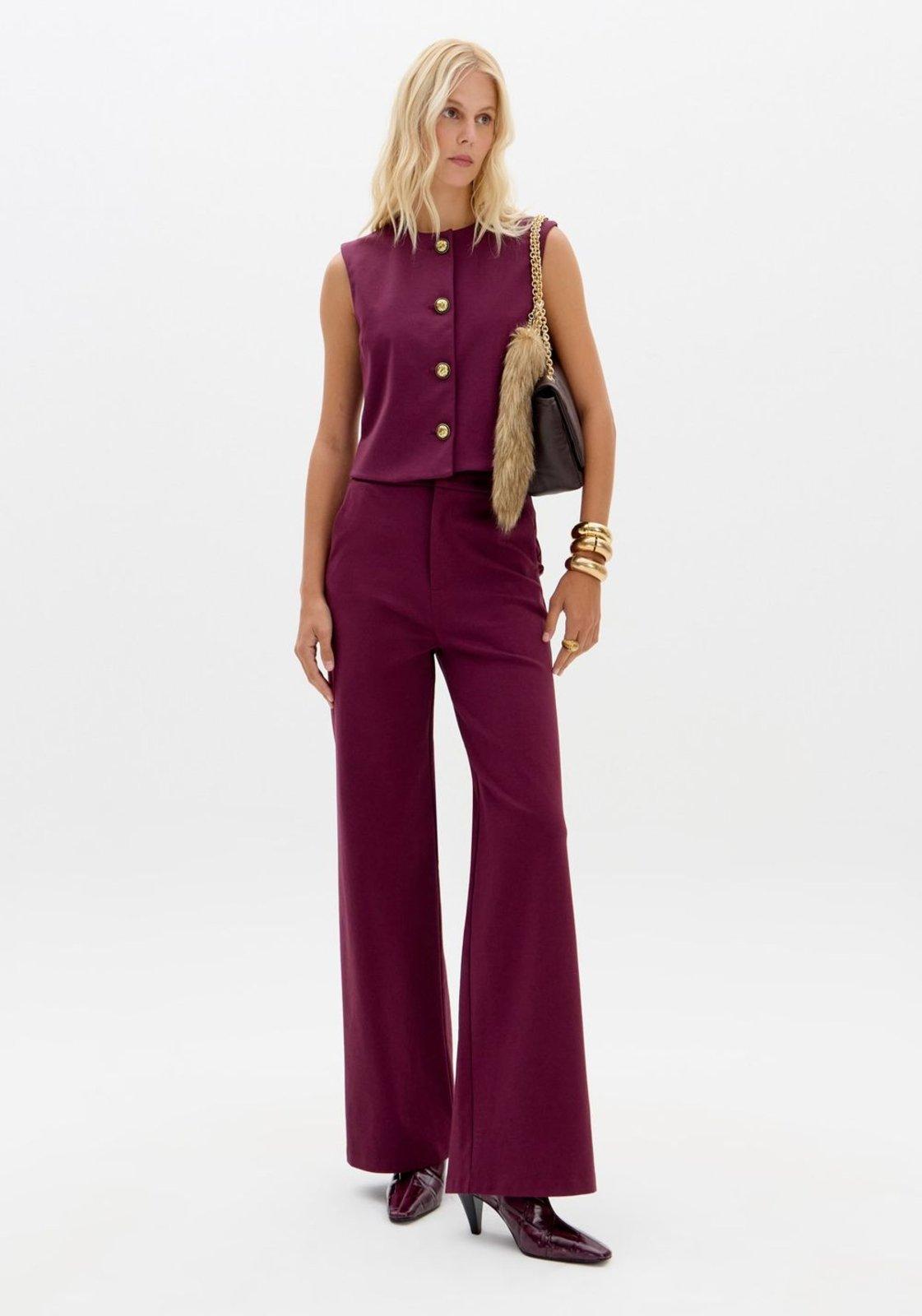 Calça Wide Leg Com Cintura Média Lança Perfume