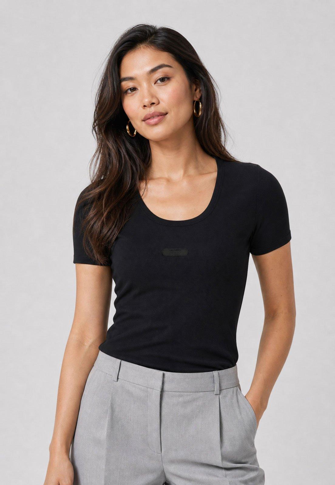 Blusa Feminina Lança Perfume Logo Preta
