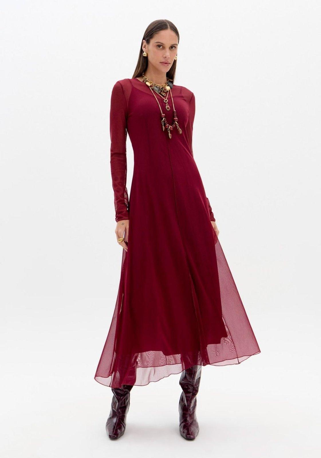 Vestido Manga Longa Em Tule Lança Perfume
