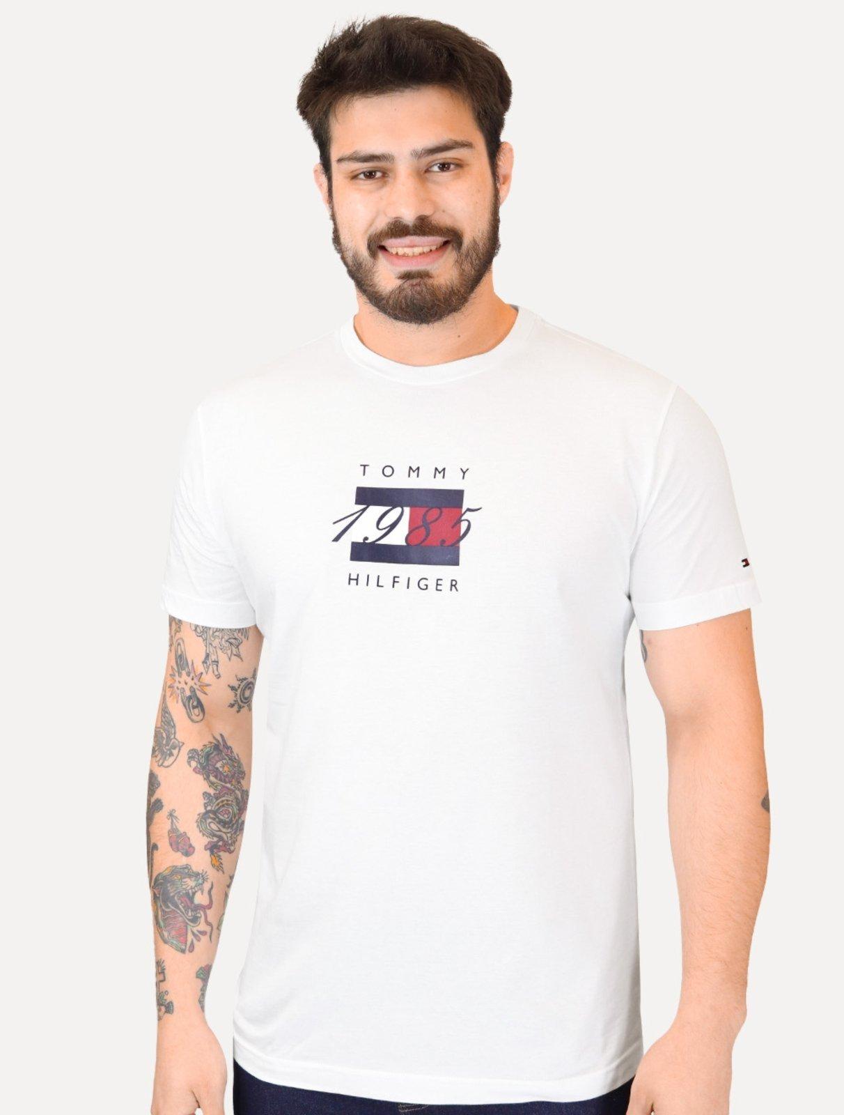 Camiseta Tommy Hilfiger Masculina Linear Flag Graphic Branca