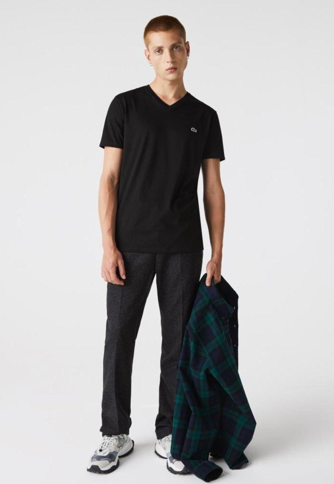 Camiseta Masculina Em Jérsei De Algodão Pima Com Gola V Preto