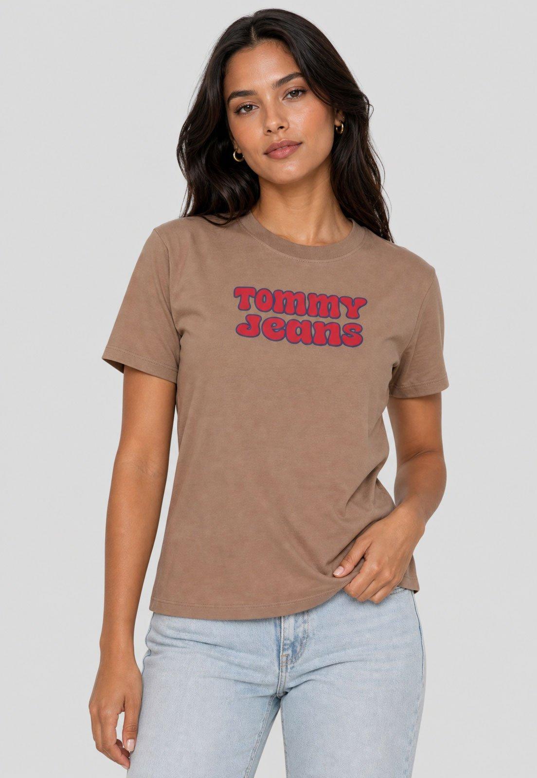 Camiseta Feminina Tommy Jeans Estampa Frontal Marrom