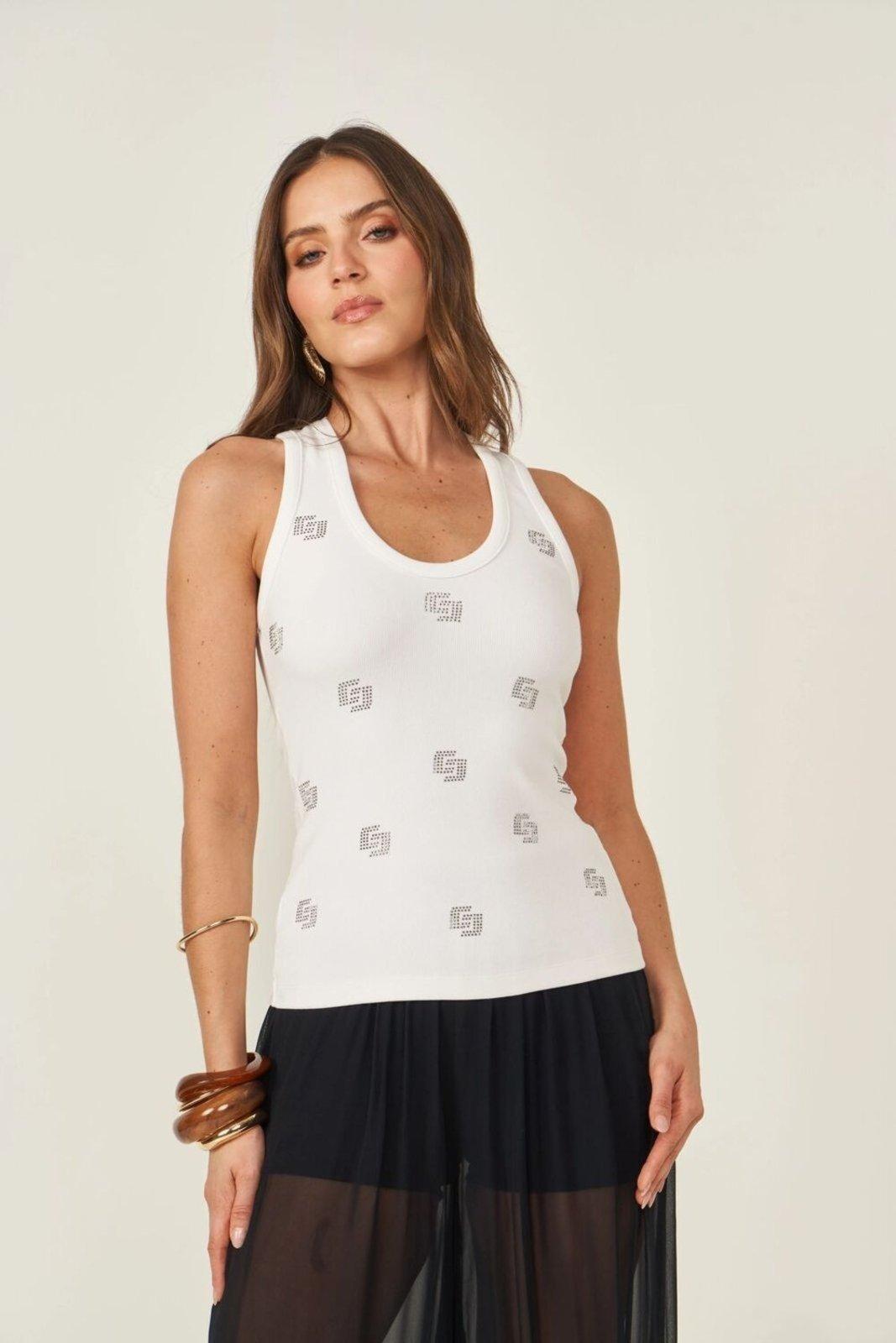 Regata Slim Com Aplicação Colcci Off Shell