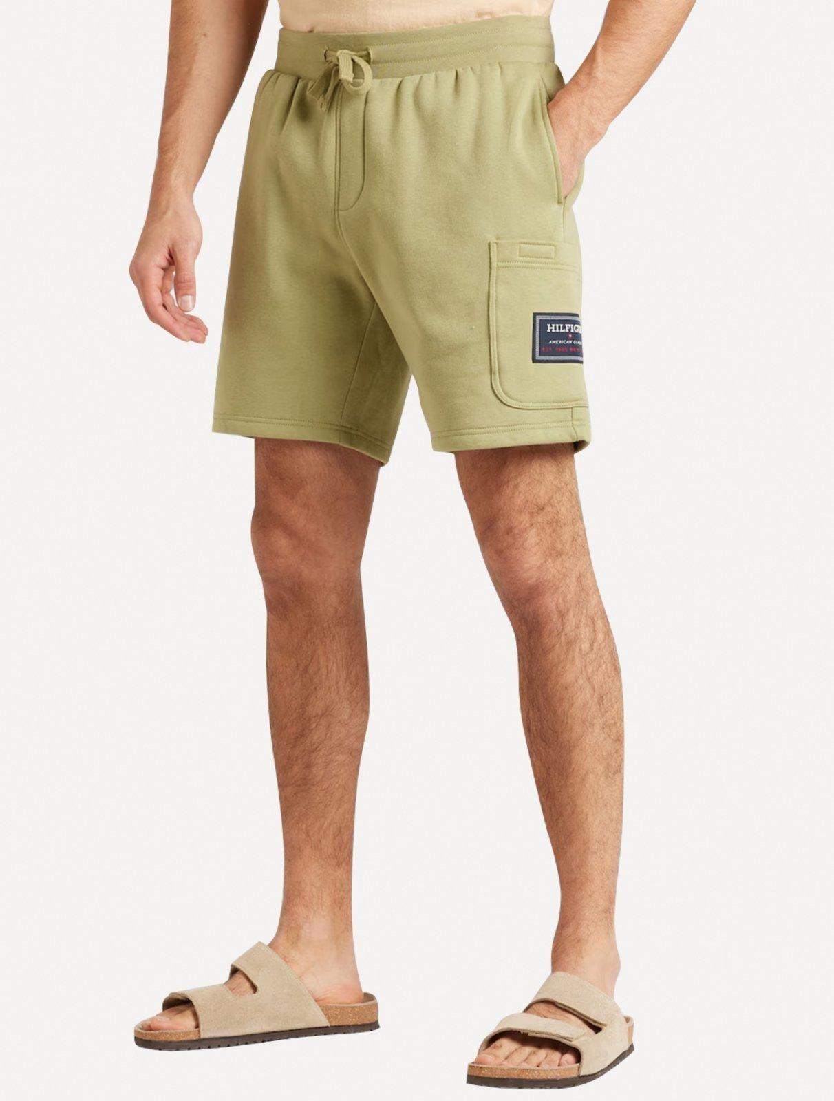 Bermuda Tommy Hilfiger Moletom Masculina Flag Logo Badge Verde Oliva