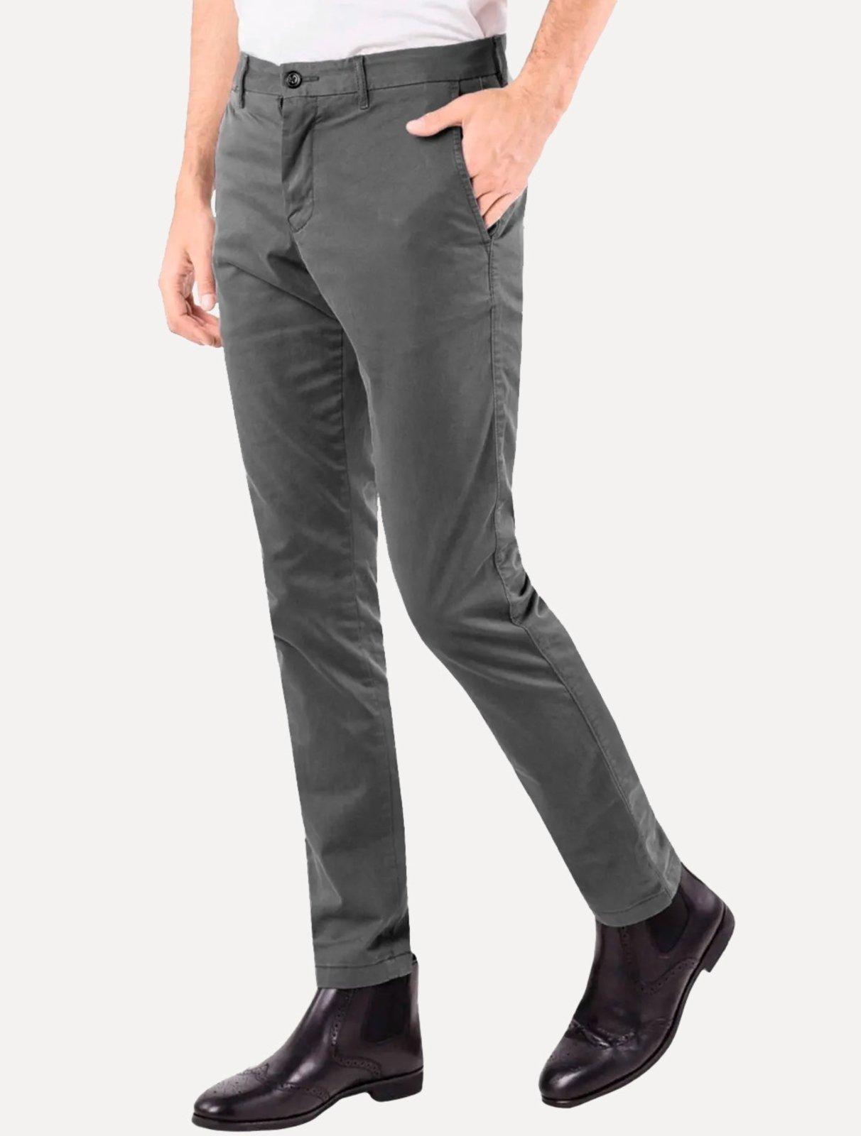 Calça Tommy Hilfiger Masculina de Sarja Brooklyn Cinza Chumbo