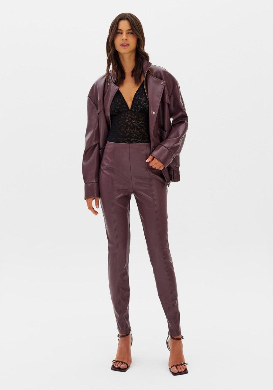 Legging Cintura Média De Pu Lança Perfume