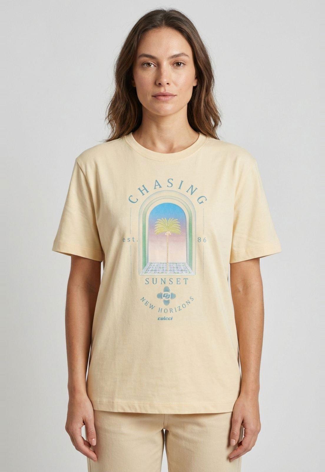 Camiseta Feminina Colcci Chasing Sunset Amarela