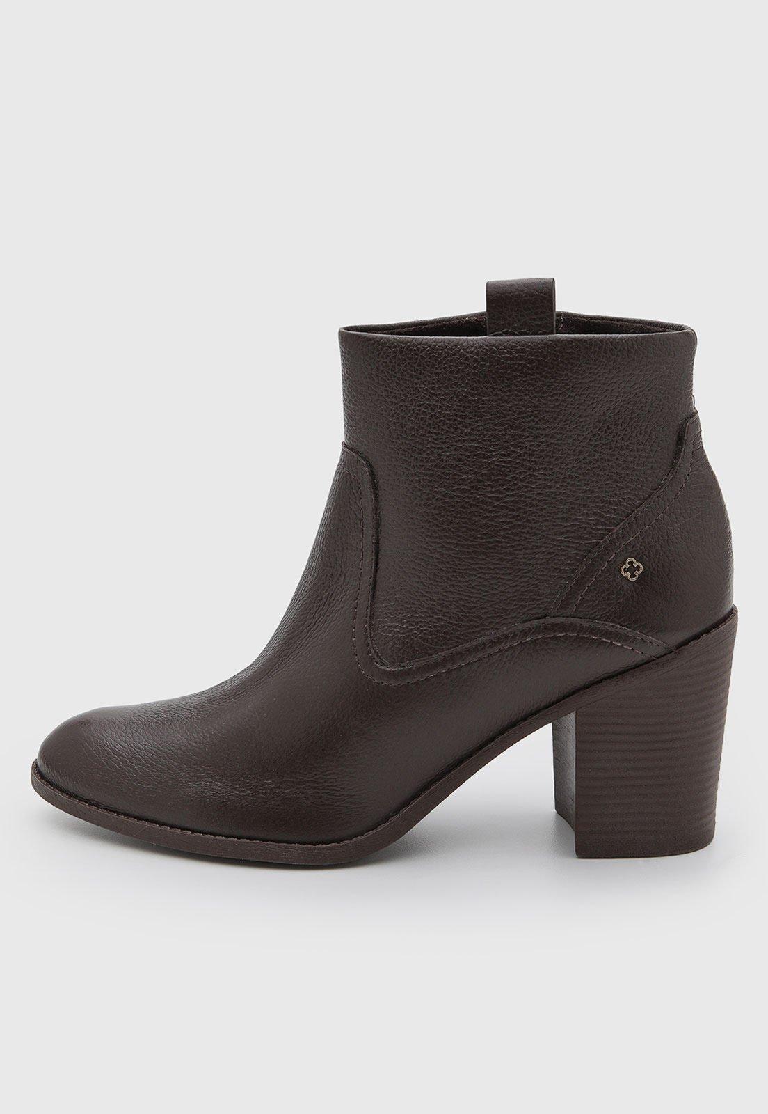 Bota Feminina Capodarte Cano Baixo Couro Salto Médio Marrom
