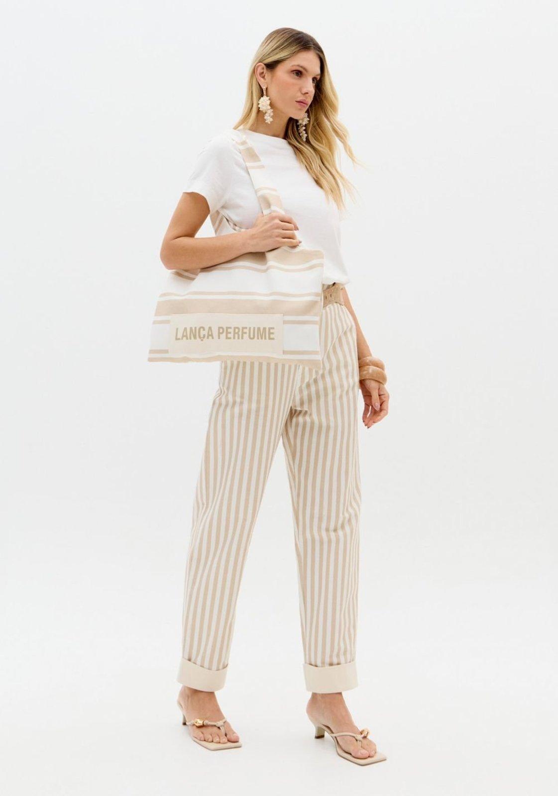 Kit Com T-shirt E Bolsa Estampada Lança Perfume