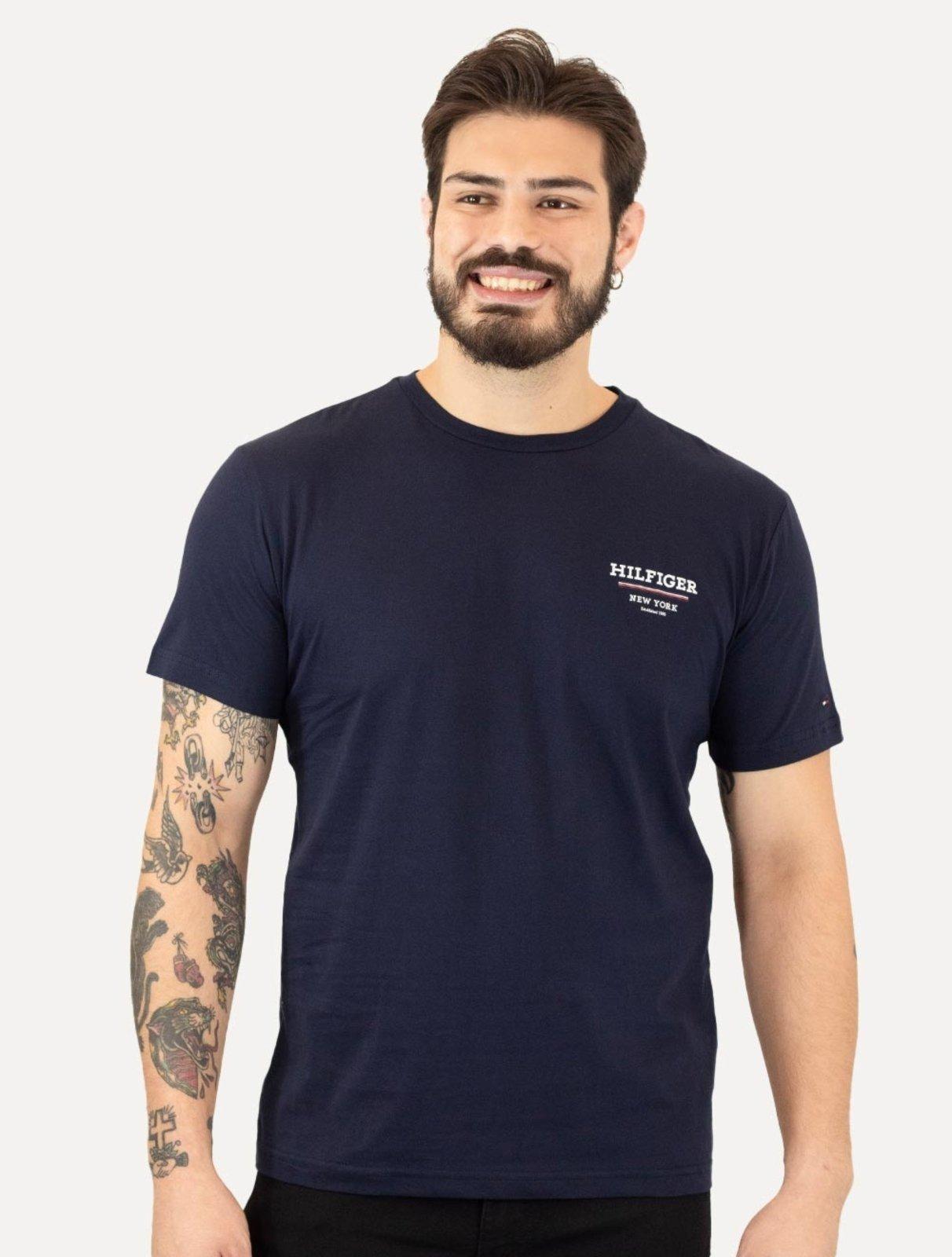 Camiseta Tommy Hilfiger Masculina Regular Global Stripe Azul Marinho