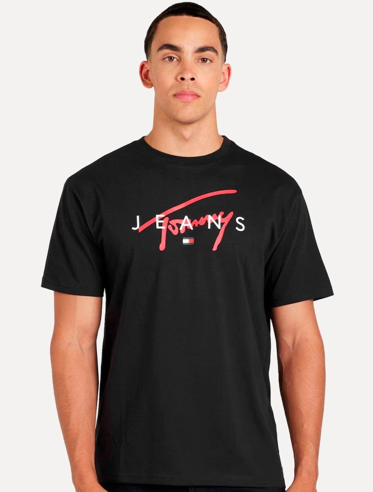 Camiseta Tommy Jeans Masculina Regular Signature Twist Logo Tee Preta