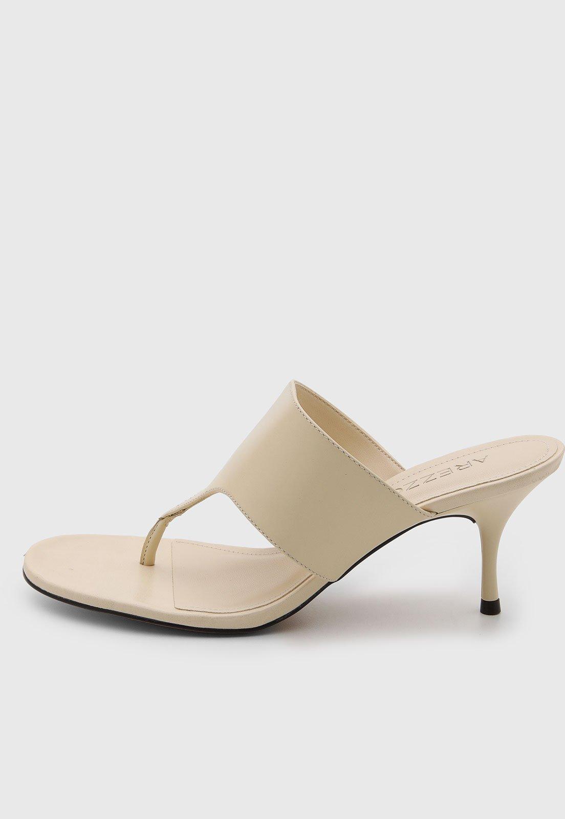 Sandália Feminina Arezzo Couro Salto Fino Off-White