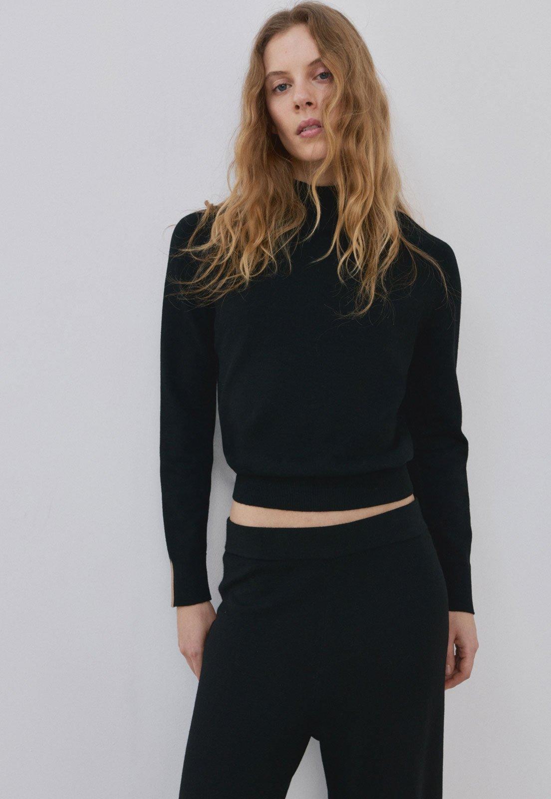 Suéter Feminino Mango Gola Alta Manga Longa Preto