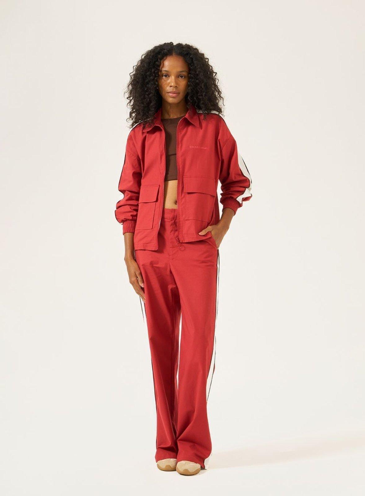 Calça Wide Leg Com Listra Lateral