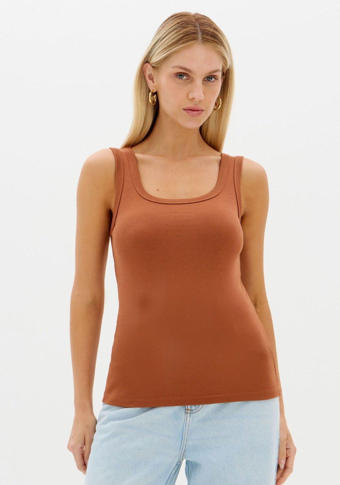 Blusa Regata Justa De Alças Lança Perfume