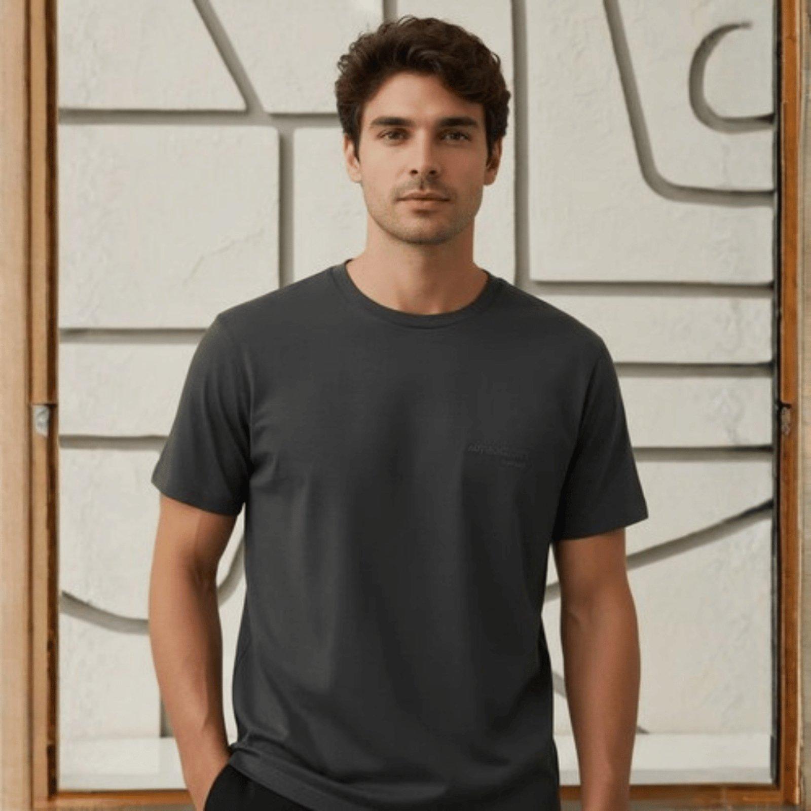 Camiseta Masculina Logo Authenticity Colcci