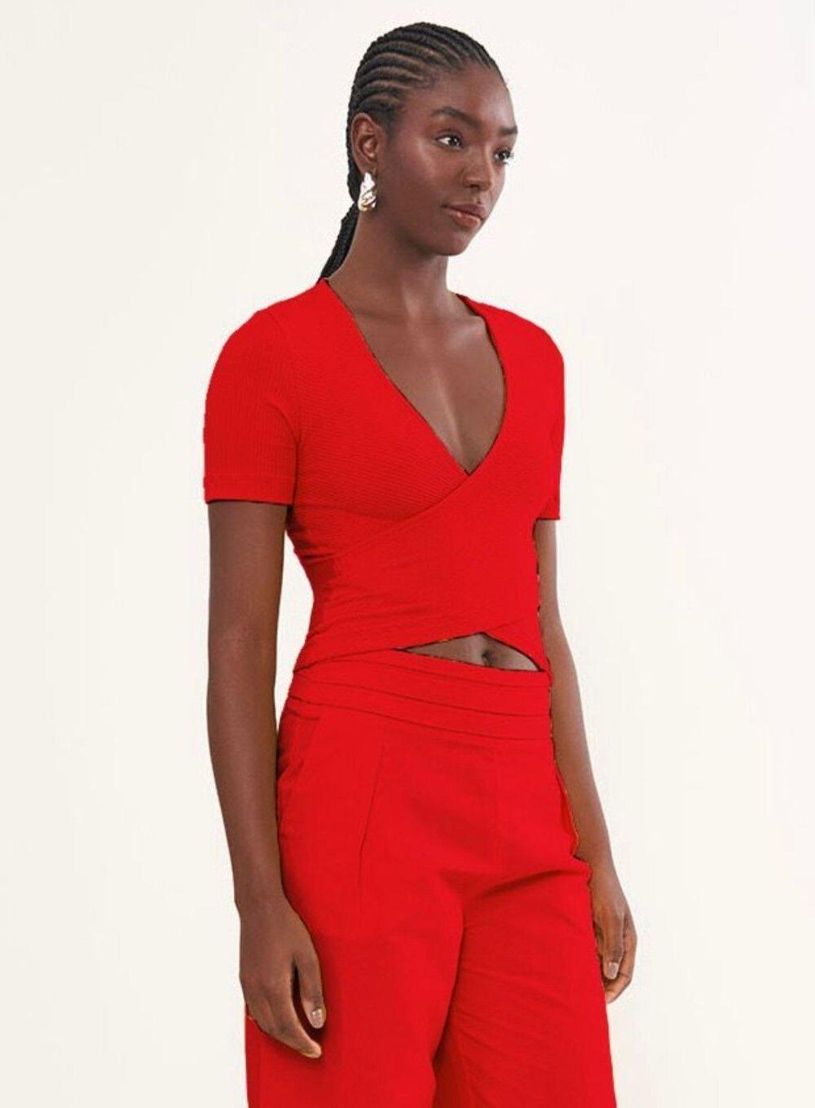 Blusa Canelada Justa Com Transpasse Colcci Vermelho Ife