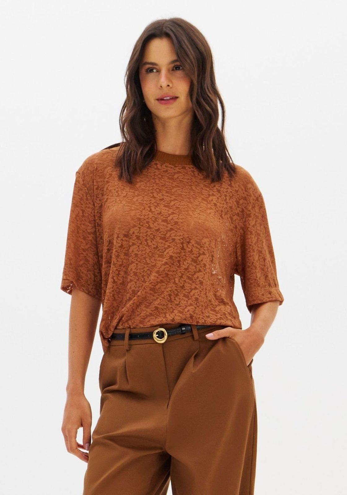 Blusa Oversized Alongada De Renda Lança Perfume