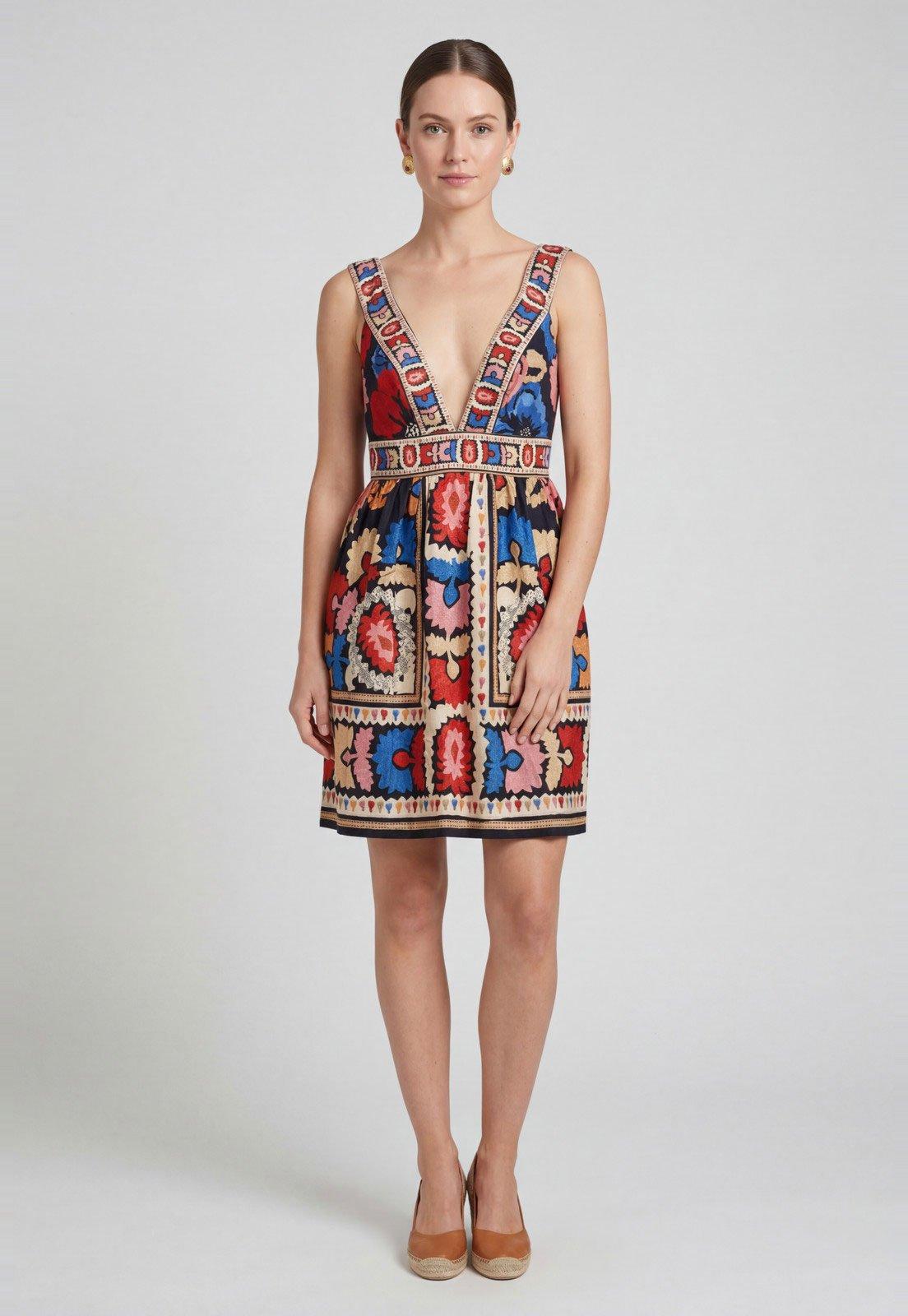 Vestido Feminino FARM Estampado Decote V Bege