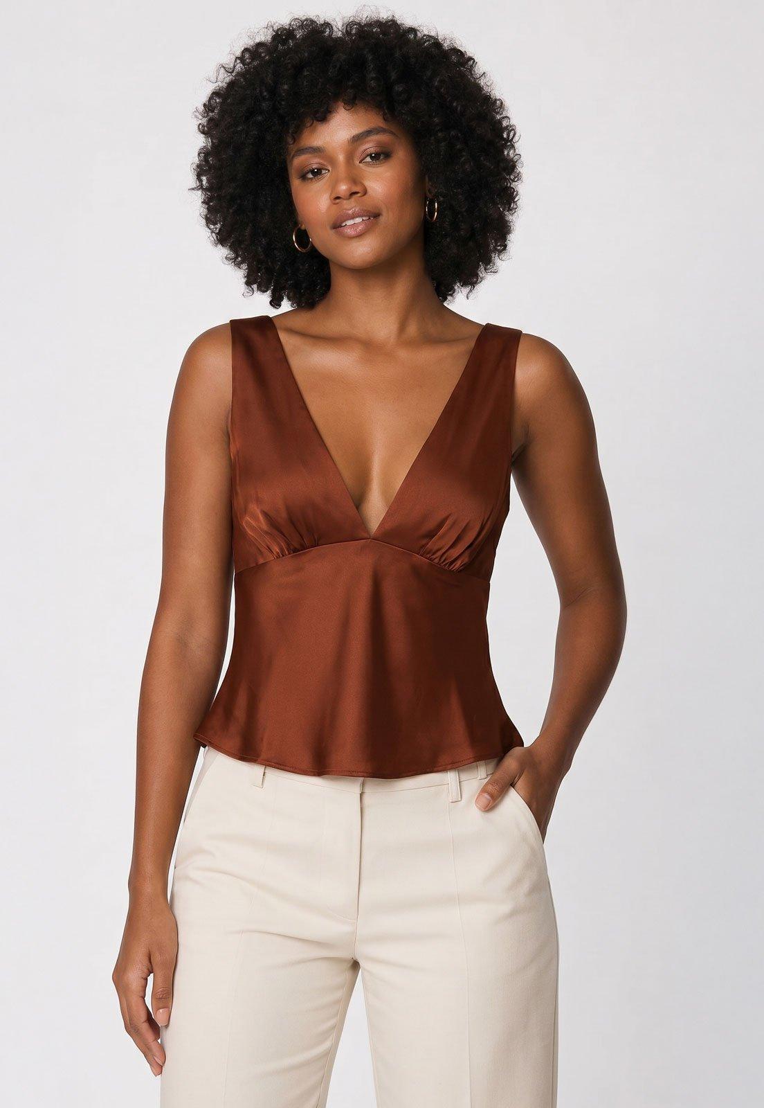Blusa Feminina FARM Decote V Alças Largas Marrom