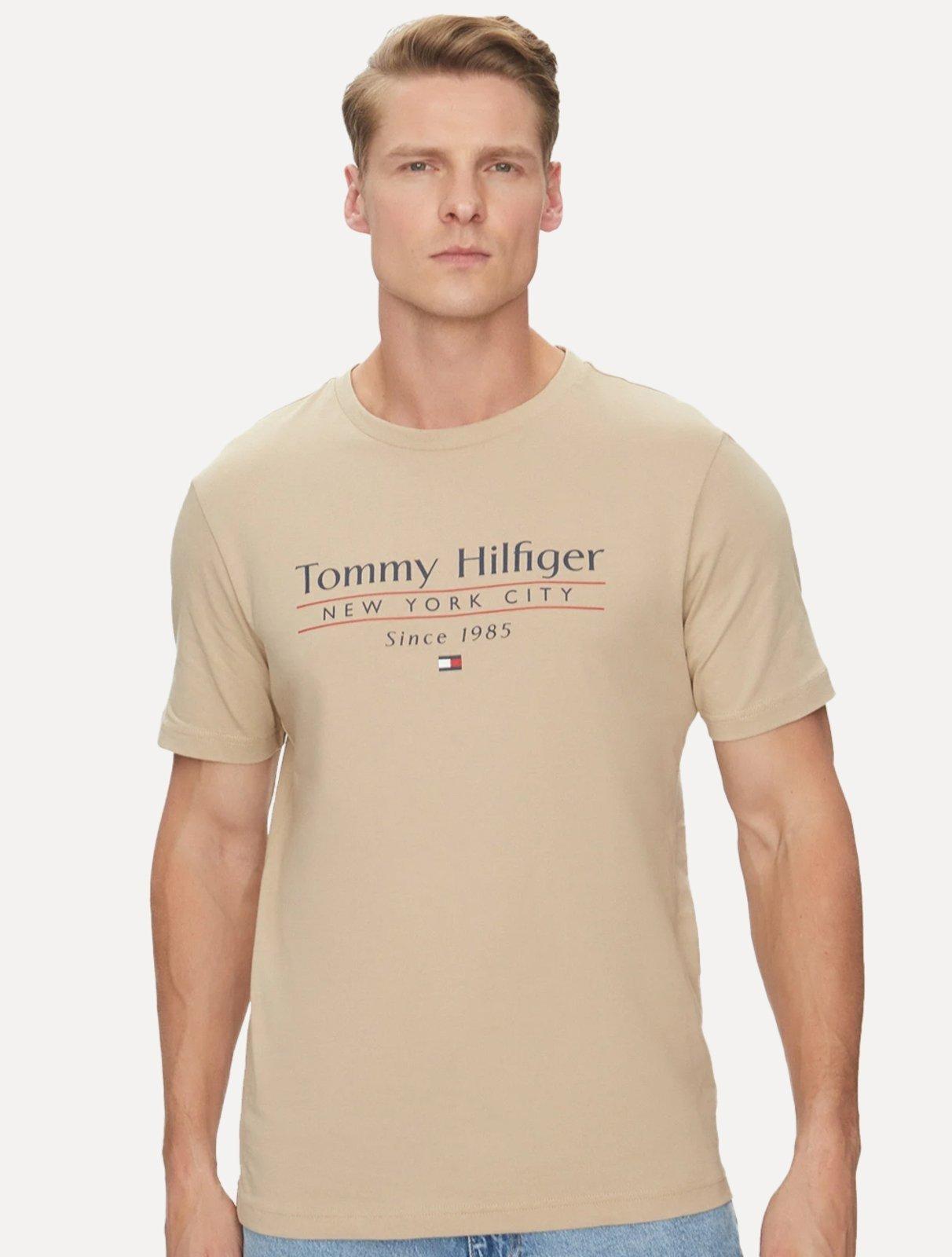 Camiseta Tommy Hilfiger Masculina Center Stack Cáqui