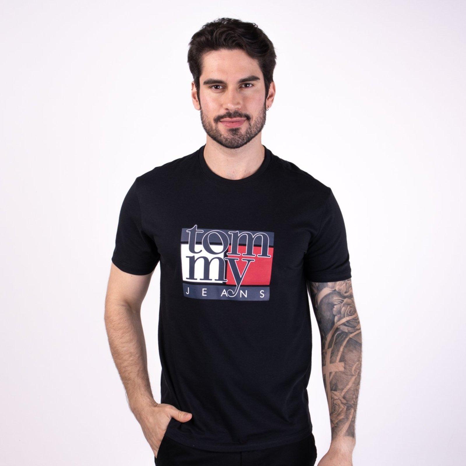 Camiseta Tommy Jeans Big Logo Preta