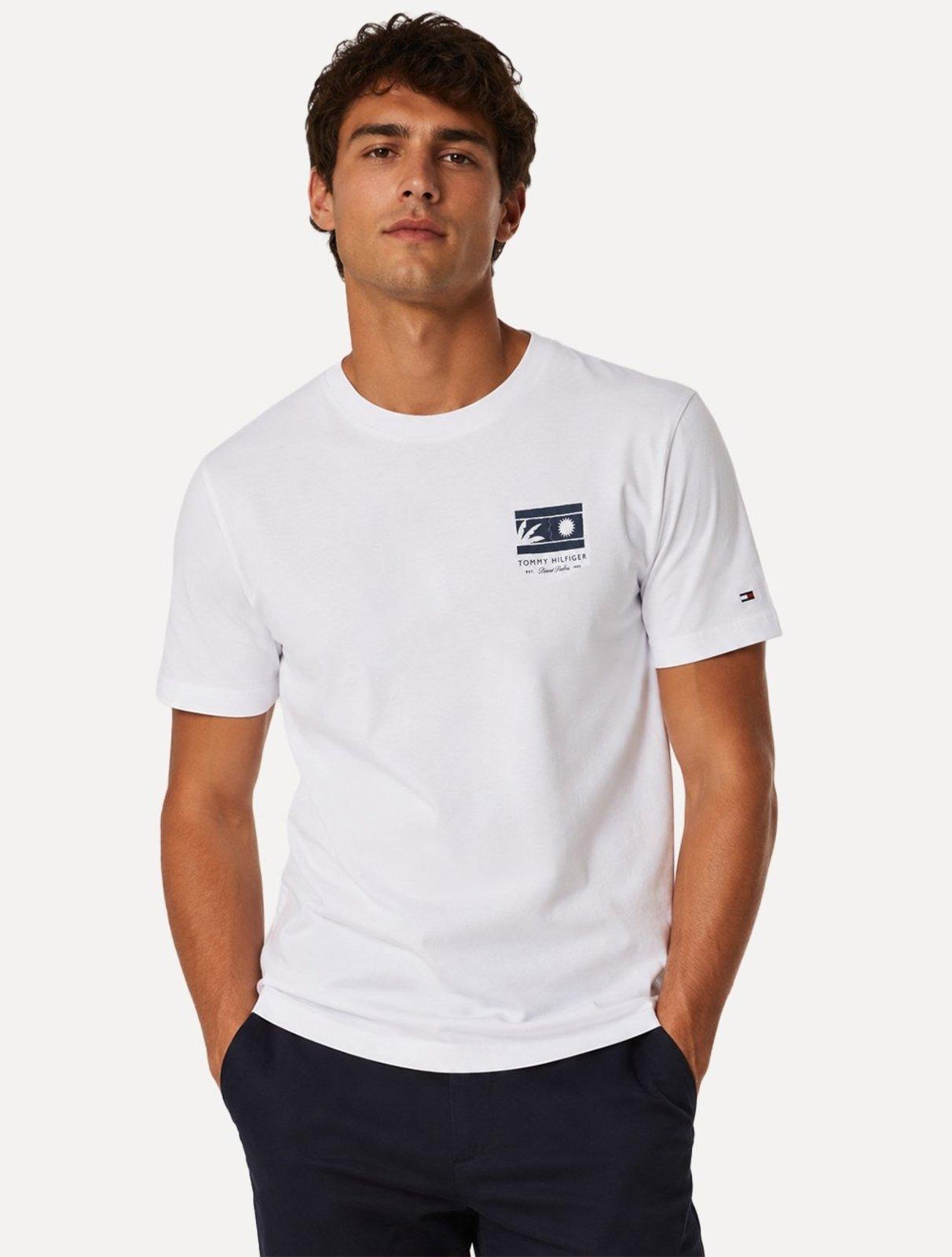 Camiseta Tommy Hilfiger Masculina Brand Love Graphic Tee Branca