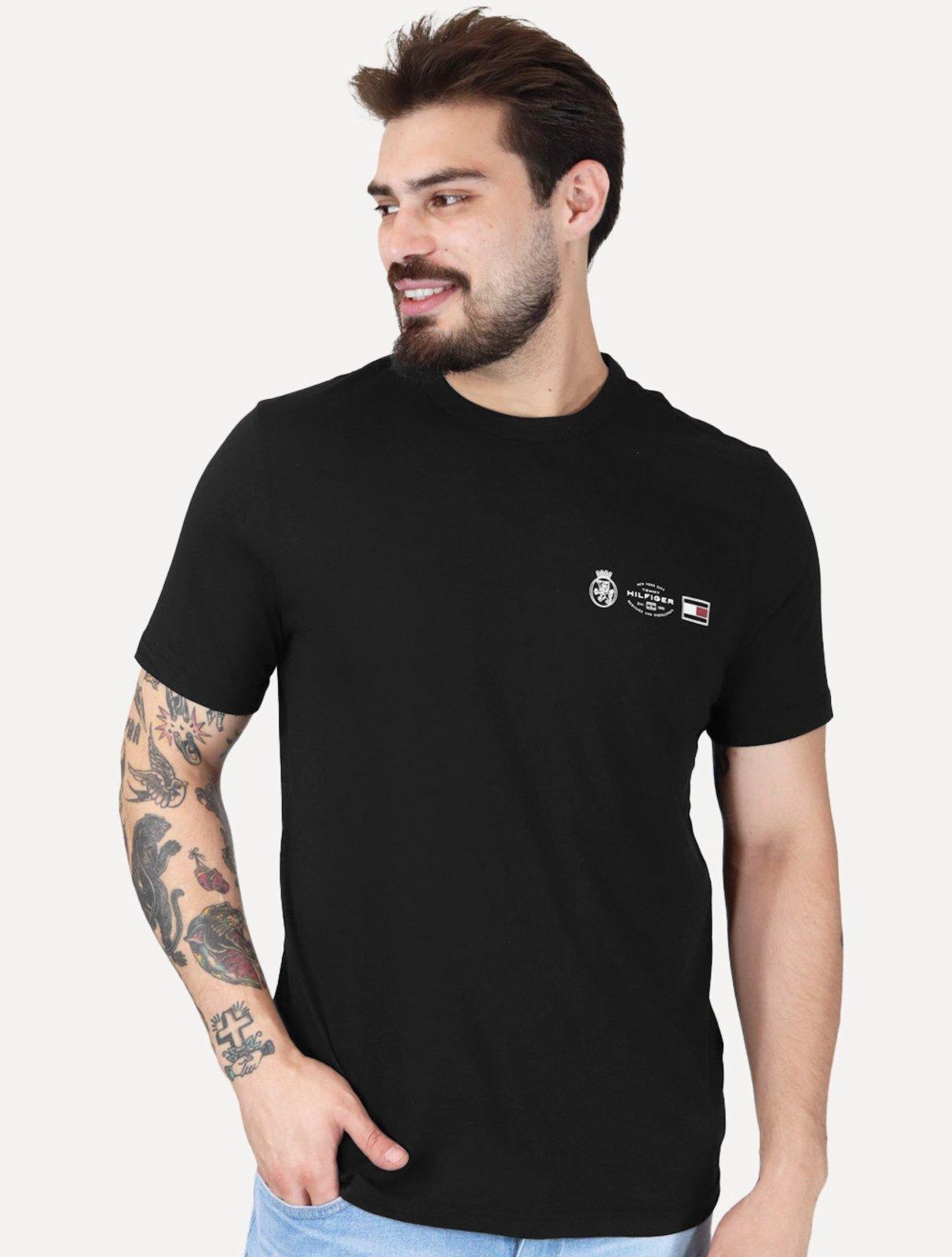 Camiseta Tommy Hilfiger Masculina Regular Small Crest Outline Preta