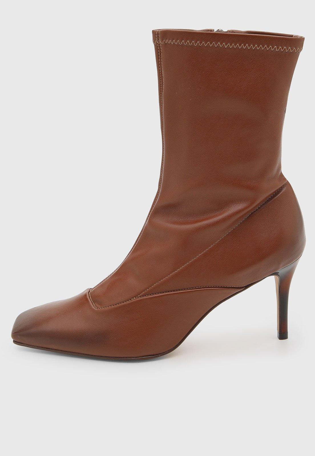 Bota Feminina Capodarte Cano Médio Salto Fino Marrom