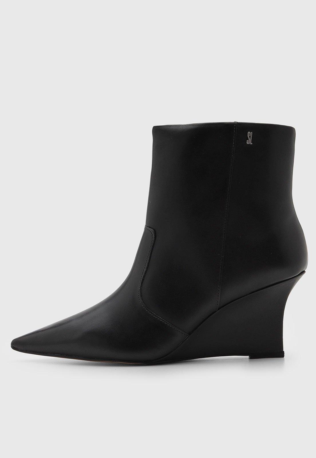 Bota Feminina Santa Lolla Cano Baixo Bico Fino Preta
