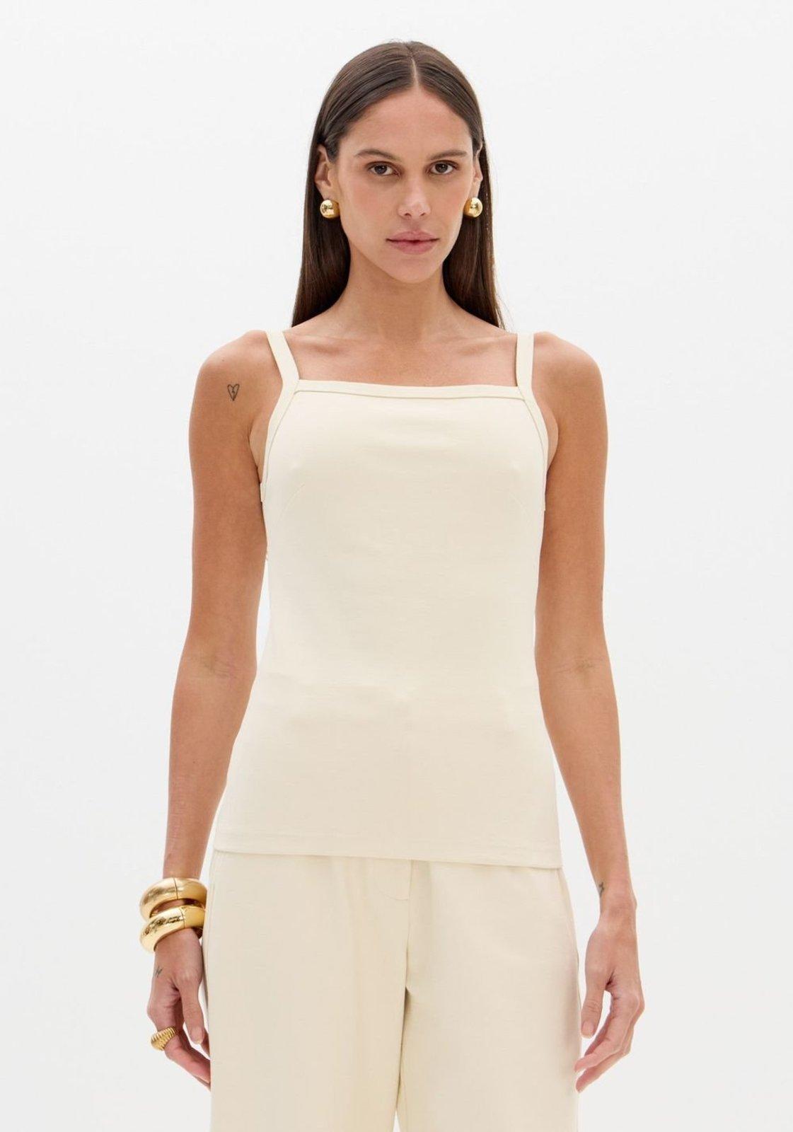 Blusa De Alças Com Decote Reto Lança Perfume