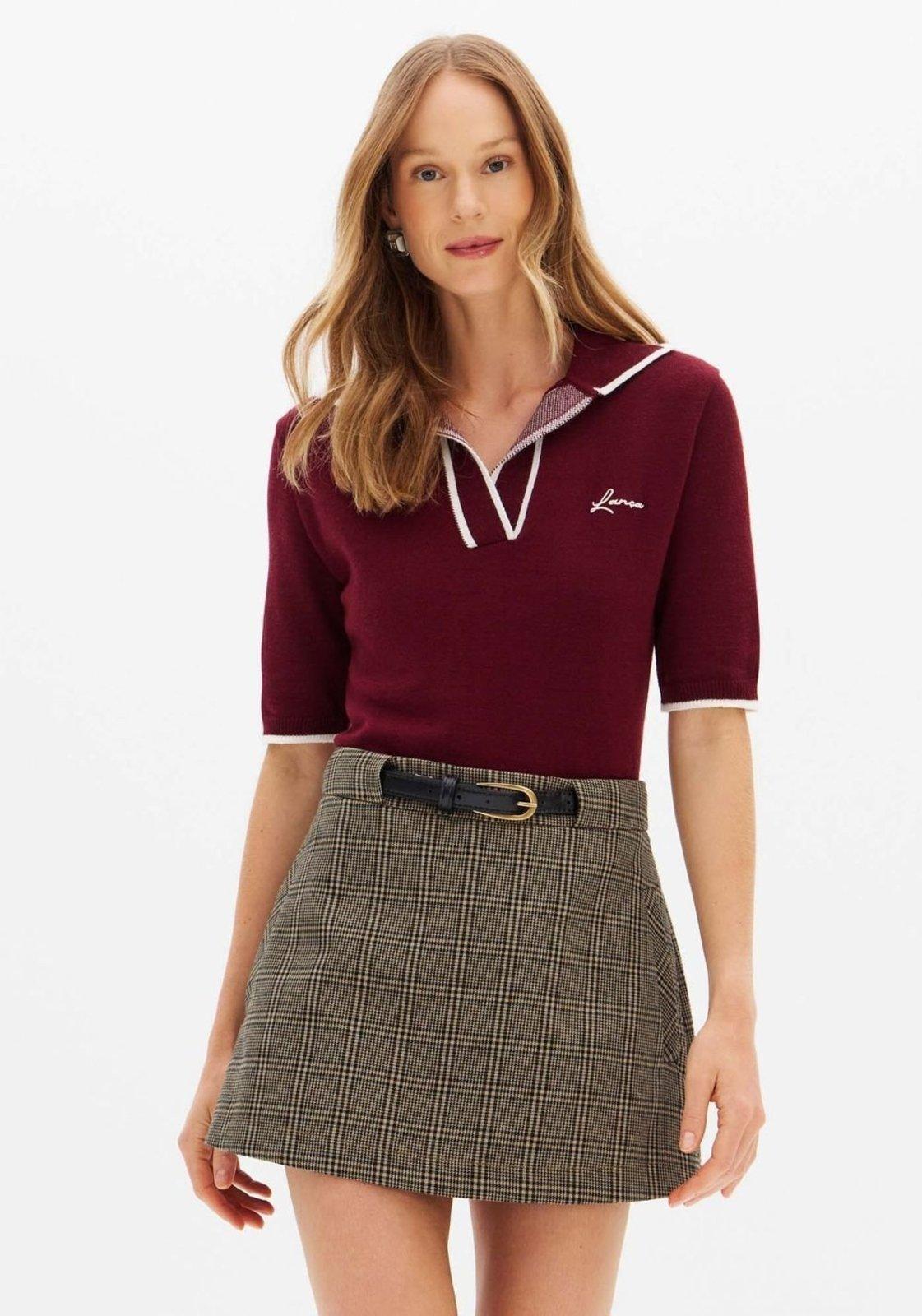 Blusa De Tricô Gola Polo Lança Perfume