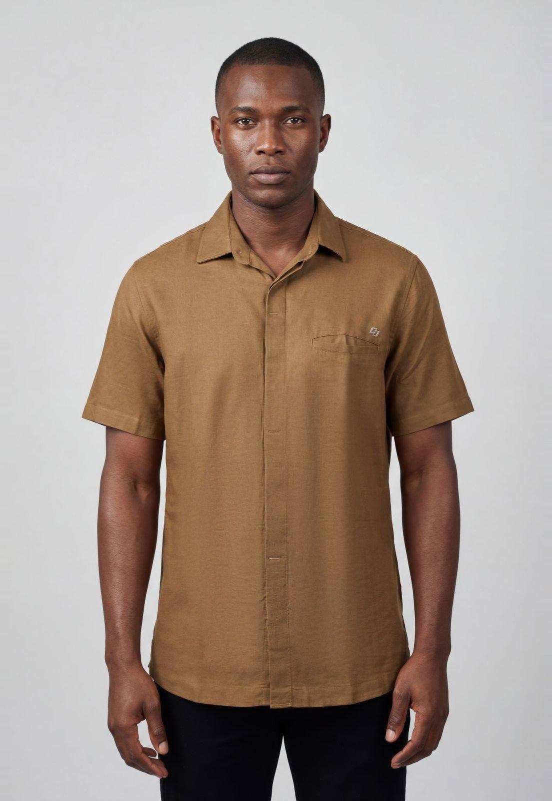 Camisa Masculina Colcci Bolso Gola Clássica Marrom