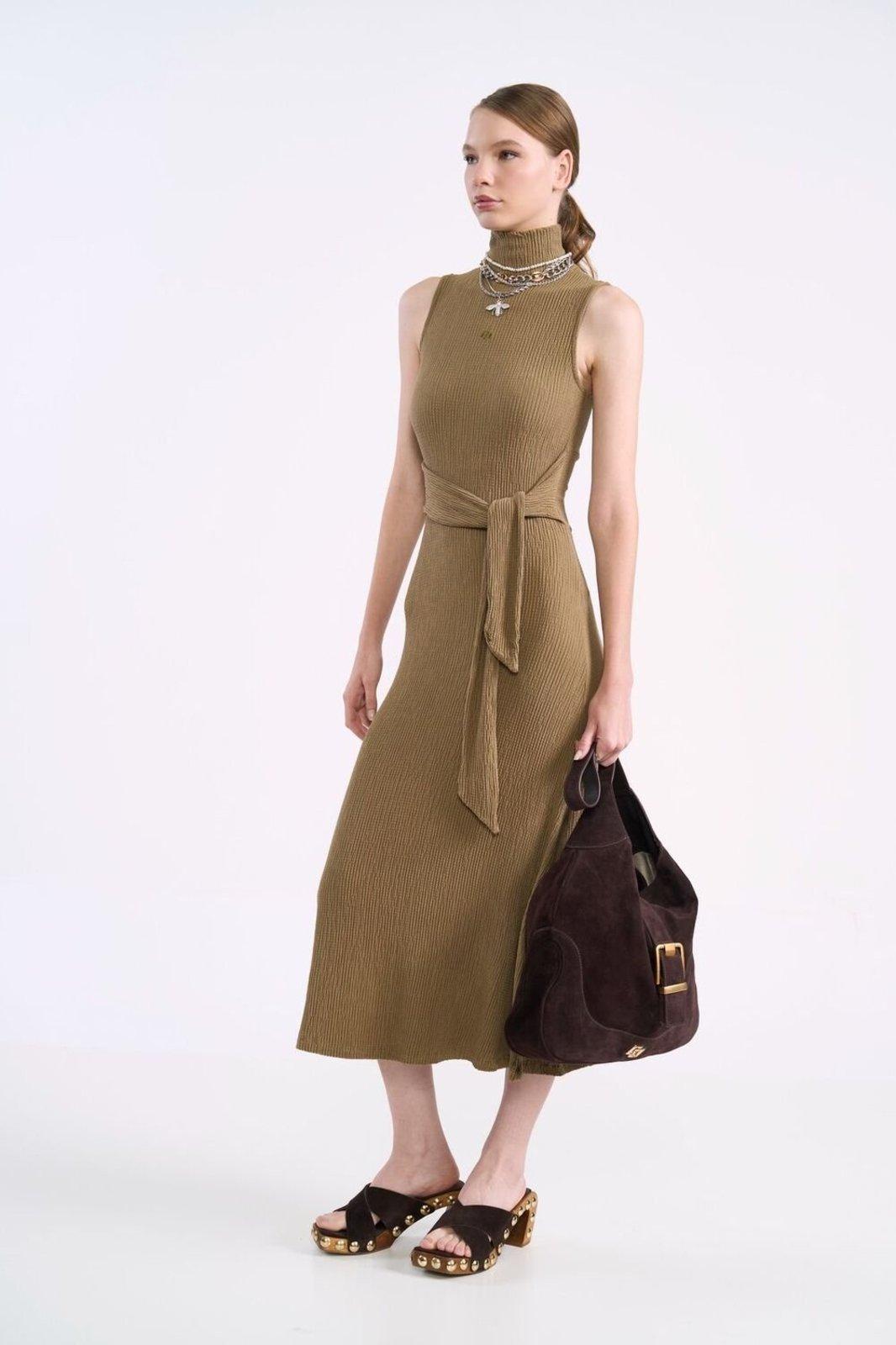 Vestido Midi Canelado com Amarração Colcci Bege Misk