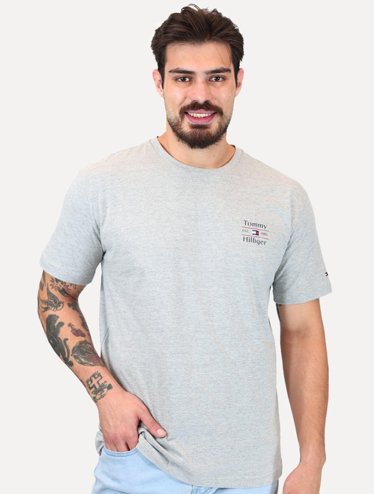 Camiseta Tommy Hilfiger Masculina Regular Stack Cinza Mescla