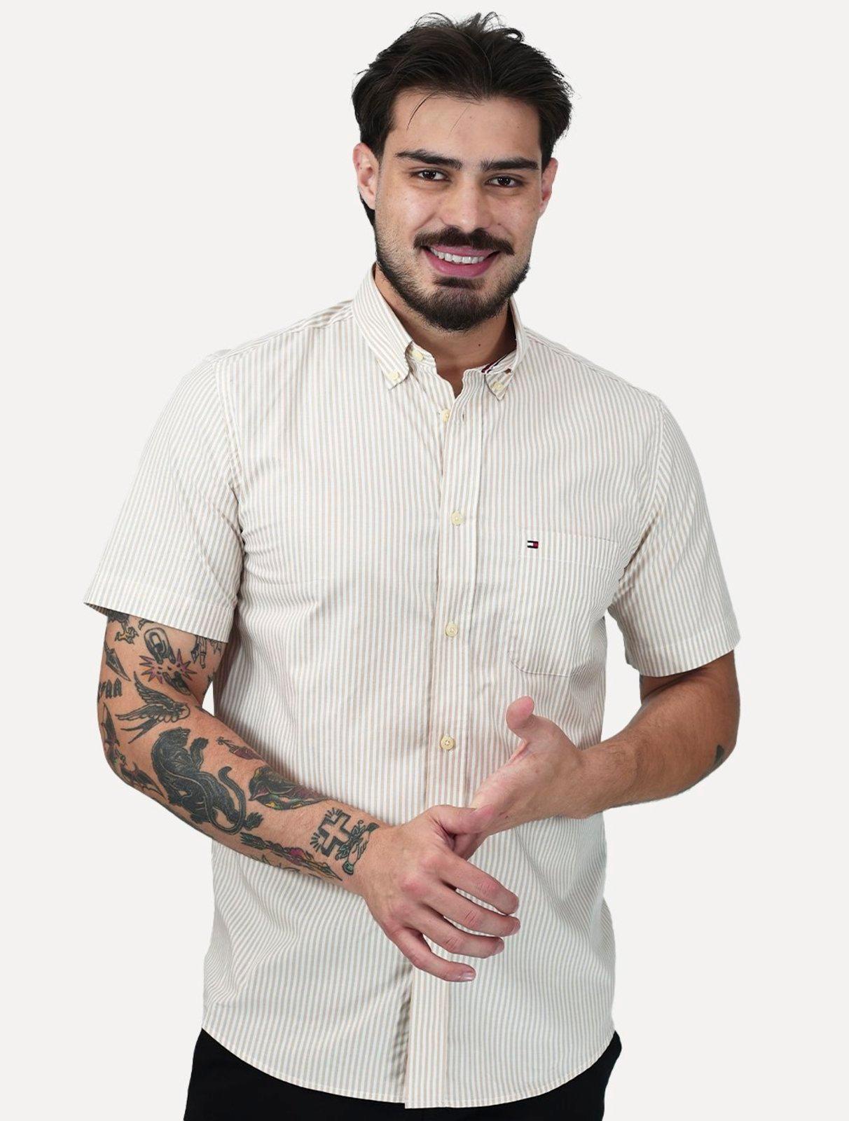 Camisa Tommy Hilfiger Masculina Manga Curta Regular Listrada Oxford Cáqui